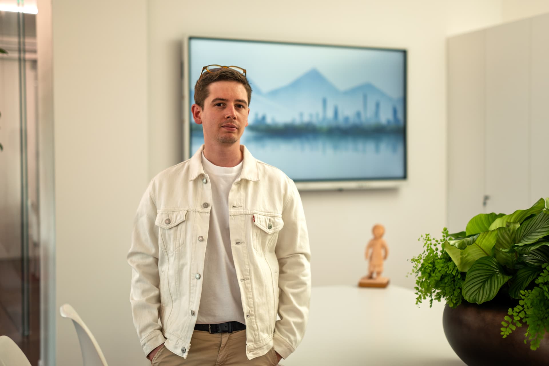 Giulio Zordan nel suo studio